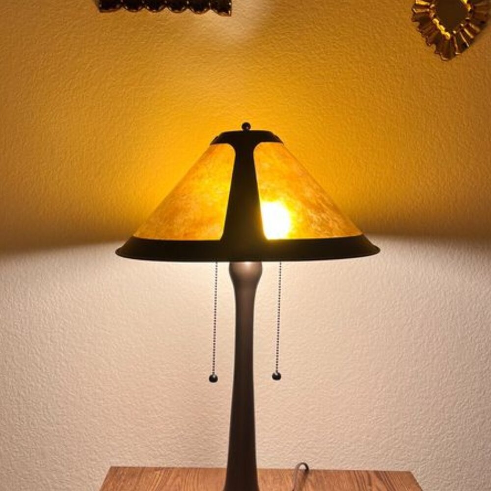 Empire Mica Lamp- Warm Amber Glow
